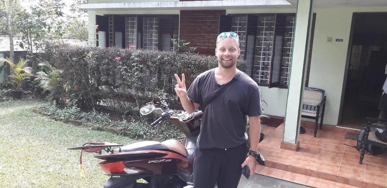 Appartement Jayawimana à Kandy Séjour chez l'habitant